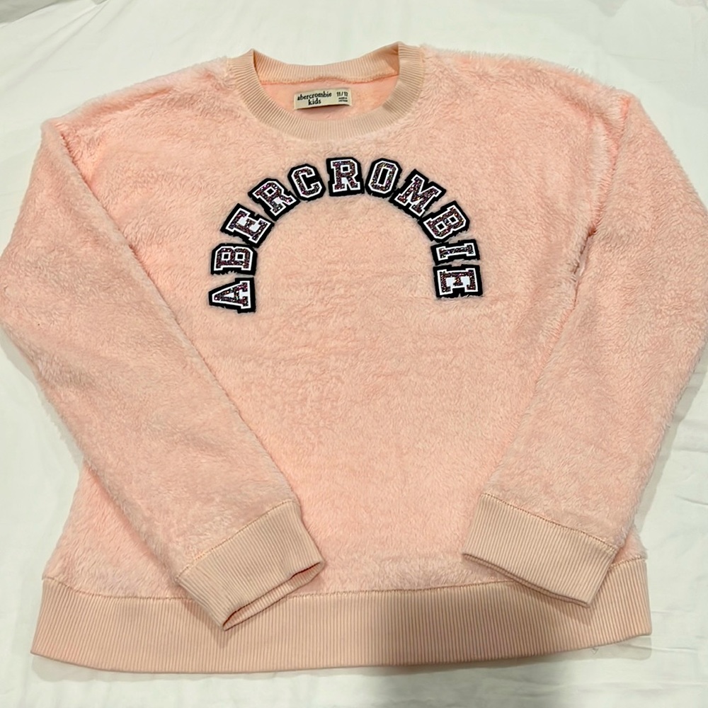 NWOT- Abercrombie Kids pink fleece sweater